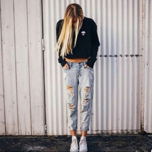 Brandy Melville Denim - Brandy Melville Destroyed Boyfriend Jeans